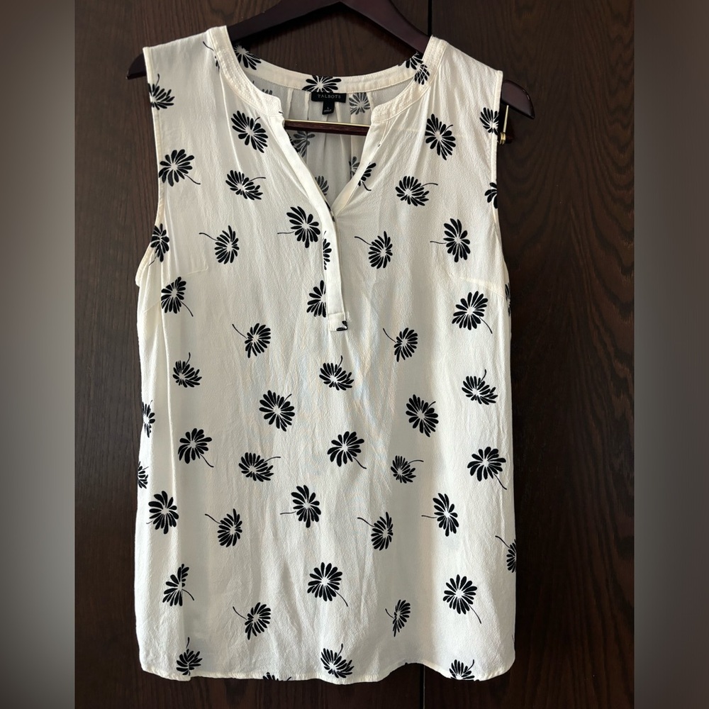 Ladies Ivory and Black Shell by Talbots - Size L